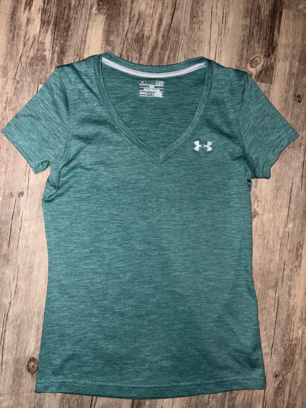 Under Armour Women’s Teal V-Neck Performance Tee
